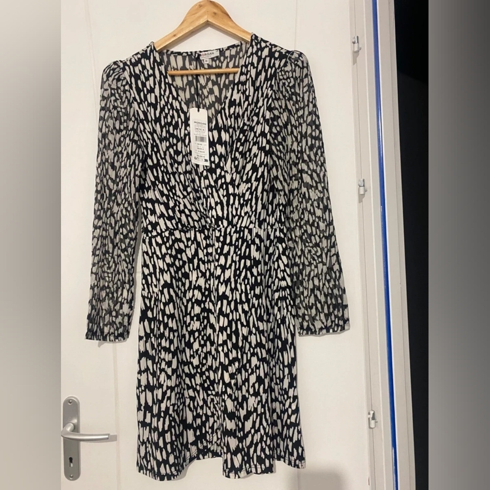 Stylish Black and White Patterned Dress